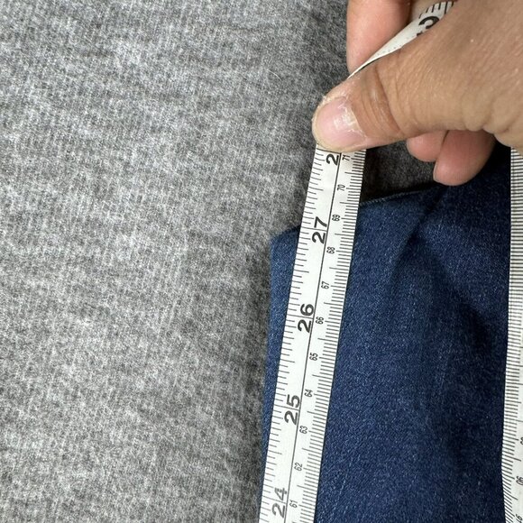 Levis Womens 721 High Rise Skinny Jeans Size 32 Blue Denim dark wash faded - Picture 5 of 7